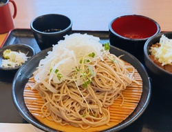 越戸そばさんの...