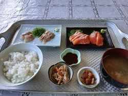 今日は、金曜日...