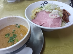 県内に複数展開...