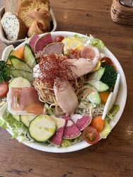 ランチに行って...