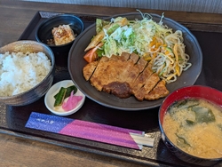 ランチを食べよ...