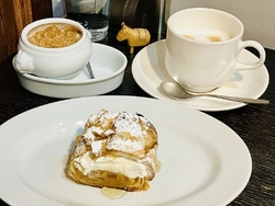 さぁカフェタイ...