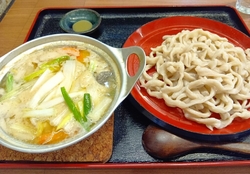 雪が降って寒〜...