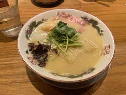 〆のラーメンに...