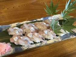 鮎をお寿司で食...
