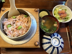 予約してランチ...