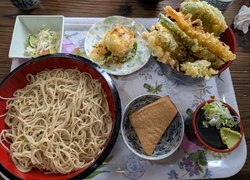 前から気になっ...