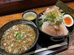 久々の訪問です...