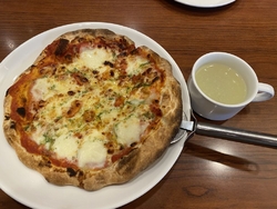 3人でランチ訪...