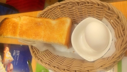 連休中ともあり...