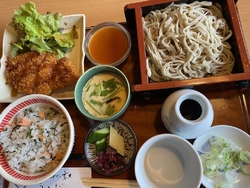 2人でランチ訪...
