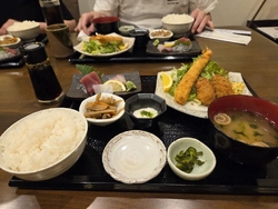ランチに、行き...