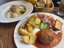 初めてランチに...