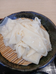 近くの公園を散...