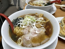 ラーメンと焼き...