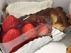 自宅用のケーキ...