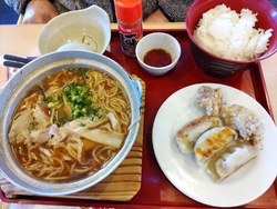 娘と孫たちと両...