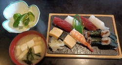 お寿司屋さんの...