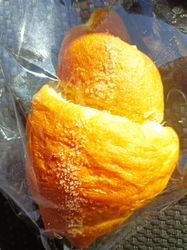 塩バターロール...