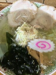 ネギ塩ラーメン...