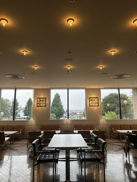 THE NEW LOBBY