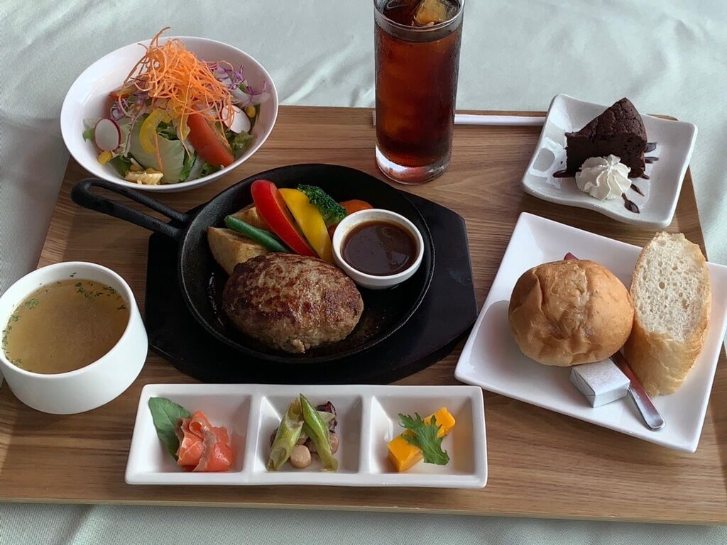Dining Cafe Salade サラード ランチメニュー 栃木市 カフェ 喫茶店