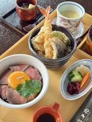 今週(3/16~3/19)の二味御膳は「上天丼+ローストビーフ丼」!