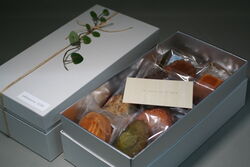 お彼岸用に焼き菓子ご用意ございます。