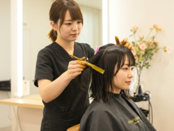頭皮ケアと全身浄化【発酵排毒ヘナ＆チベット薬草蒸しプラン】の詳細