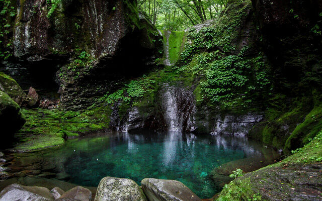 おしらじの滝 矢板 紙トチ 夏こそ行きたい 栃木の絶景 栃ナビ