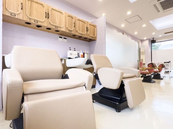 ヘアカラー専門店 カラープラス泉が丘店