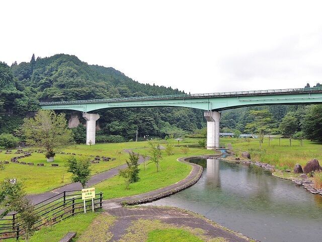 東荒川ダム親水公園