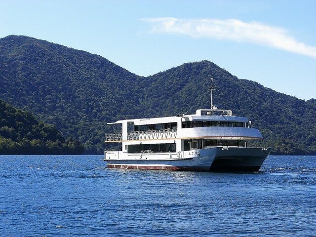 中禅寺湖遊覧船