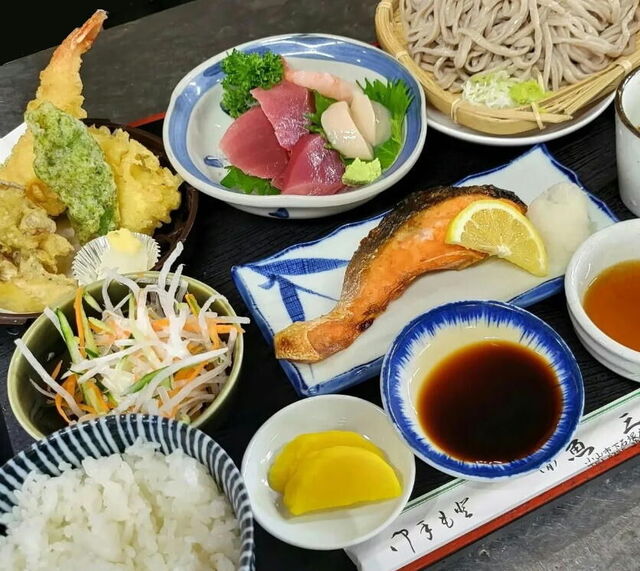 魚三 下石塚店