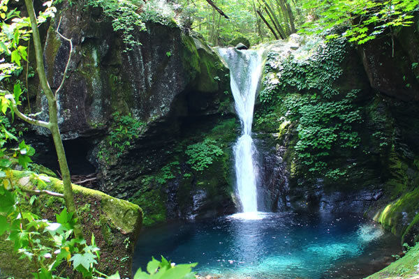 おしらじの滝