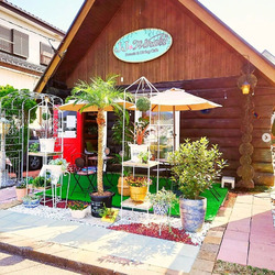 Sweets & Dining Cafe JJ Wara...