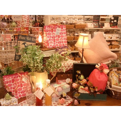 生活雑貨 Aming 小山城南店