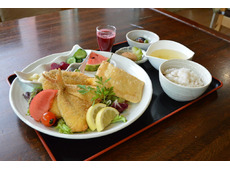 カフェ・サロン らそす