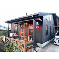 woody cafe