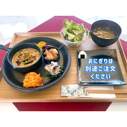 シャリズCafe
